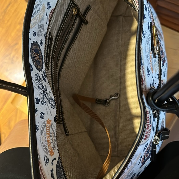DVC TOTE BAG…new without tags - Picture 9 of 14